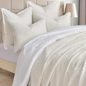 EVERGRACE Luxury Velvet Quilt Set King Size 3 Piece, Soft Oversized Cross-Stitch Velvet Comforter Set with Pillow Shams, Lightweight Velvet Coverlet Bedspread Bedding Set for All Seasons, Cream White