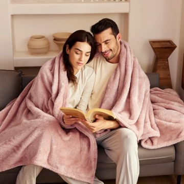 Luxurious Exclusivo Mezcla Plush Fleece Bed Blanket for All Seasons