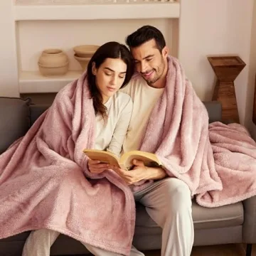 Luxurious Exclusivo Mezcla Plush Fleece Bed Blanket for All Seasons
