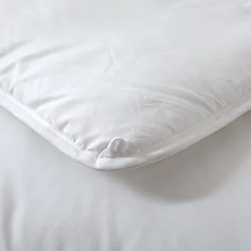 Dorrin Nessin King Size Down Alternative Comforter