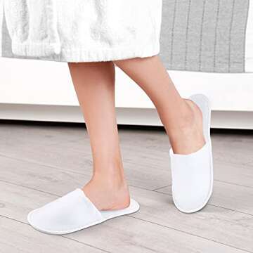 30 Pairs Disposable Spa Slippers for Guest Comfort