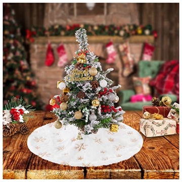 Stunning White Faux Fur Tree Skirt with Gold Accents 24"