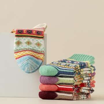 LKV Womens Winter Socks Gift Box Free Size Thick Wool Socks Soft Warm Casual Socks for Women Socks Christmas Socks 5 Pairs