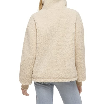 Levi's Sherpa Teddy Jacket for Ultimate Cozy Style