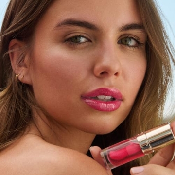 Clarins Lip Oil | Hydrating Comfort with High Shine Finish