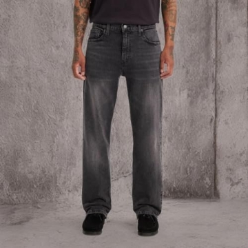 Levi's 569 Loose Fit Jeans for Men - Stylish Comfort