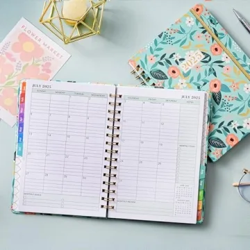 Stylish 2025 Planner with Weekly and Monthly Organization
