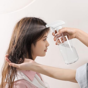 UUJOLY 17oz Refillable Spray Bottles for Home Use