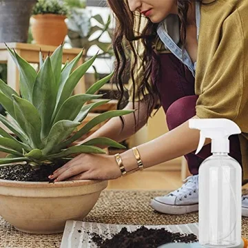 UUJOLY 17oz Refillable Spray Bottles for Home Use