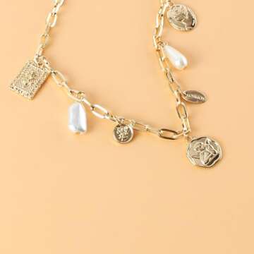 Gold Charm Necklace for Women White Pearl Choker Necklace Head Portrait Square Pendant Necklace Boho Charm Necklace Beach Necklace Jewelry for Women (Gold)