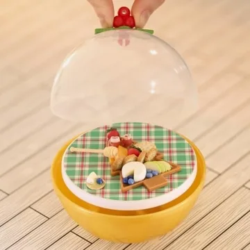 MGA's Miniverse Holiday Mini Collectibles for DIY Fun