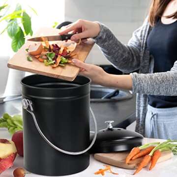 Stylish Utopia Kitchen Compost Bin, 1.3 Gallon Capacity