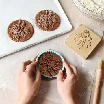 Wooden Cookie Molds for Baking,Carved Wooden Biscuit Cutter,Embossing Cookie Presses Stamps Gingerbread Christmas Tree Snowmen Shape DIY Baking Tool for Thanksgiving Christmas Gifts