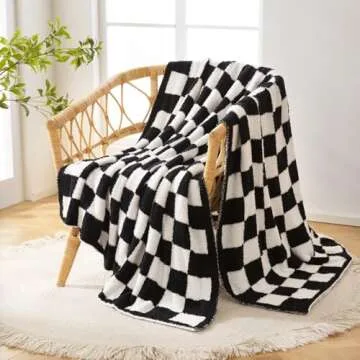 YIRUIO Checkered Throw Blanket - Soft, Cozy and Stylish