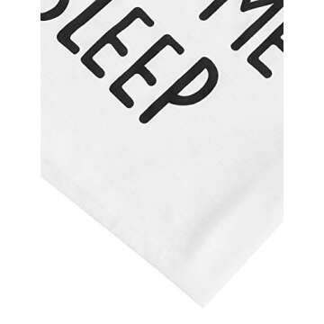 WDIRARA Women's Sleepwear Closed Eyes Print Tee and Shorts Pajama Set White M