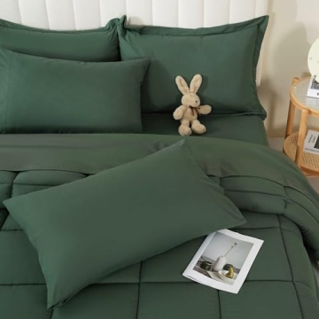 DOWNCOOL Queen Comforter Set - Luxurious Sage Green Bedding for All Seasons