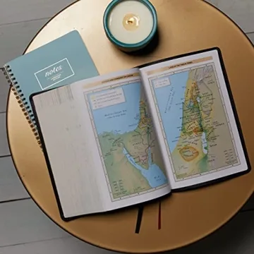 NKJV Woman's Study Bible Full-Color Edition Gift