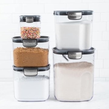 Airtight Food Storage Set with Magnetic Accessories