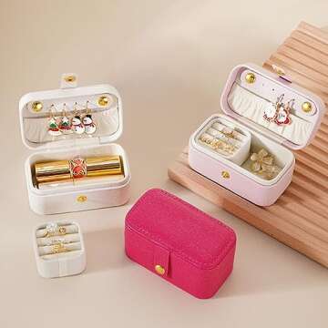 QIOCKTO PU Leather Travel Jewelry Box,mini Organizer Jewelry Case Holder Travel Size Travel Essentials for Lipstick,Ring,Pendant,White Small Travel Jewelry Birthday Gifts for Women Girls