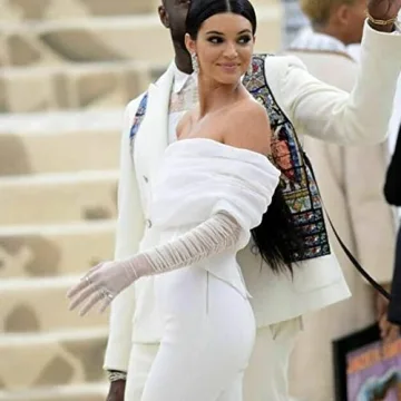 DooWay Tulle Opera Gloves - Elegant Touchscreen Accessory