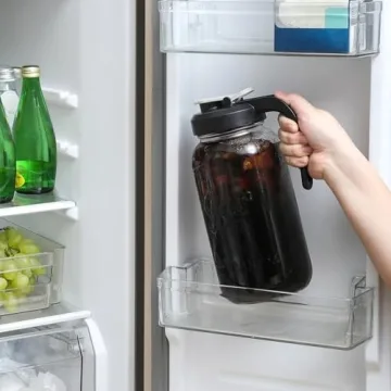 AOZITA 64 oz Glass Pitcher with Filter Lid for Drinks