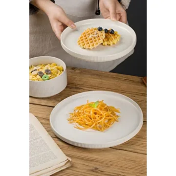 Famiware Star Dinnerware Set for 4 - 12 Piece Ribbed Dish Set
