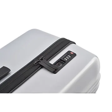 Zero Halliburton ZRL-22 Lightweight Carry-On Spinner