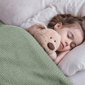 CozeCube Sage Throw Blanket - Cozy Knit Home Accents