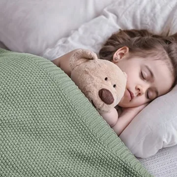 CozeCube Sage Throw Blanket - Cozy Knit Home Accents