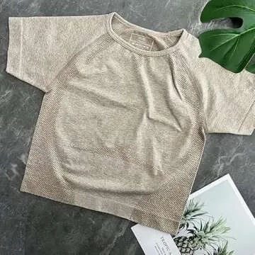 Workout Tops for Women Seamless Athletic Crop Tops Short Sleeve Cropped Tops Scoop Neck Basic Workout Shirts for Yoga,Beige