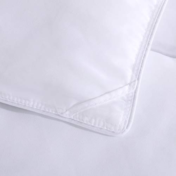 Royal Hotel Queen Down Alternative Comforter Oversized