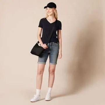 Amazon Essentials Women's Classic-Fit Short-Sleeve V-Neck T-Shirt, Pack of 2, Black, Small