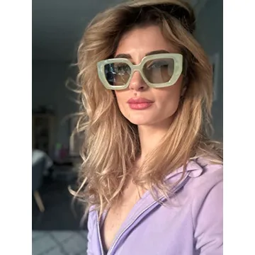 Feisedy Oversized Square Sunglasses for Sun Protection and Style