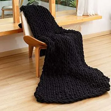 Chunky Handwoven Knit Throw Blanket Cozy Chenille Decor