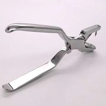 Tandy Leather Hand Sewing Punch 3229-00 - Precision Tool