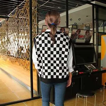 Gulajia Women's V-Neck Knit Sweater Vest Oversized Sleeveless Loose 90s Waistcoat Pullover Checkerboard Plaid Sweater Vest Black S