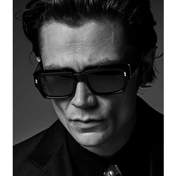 Trendy Square Frame Sunglasses UV400 Protection Unisex