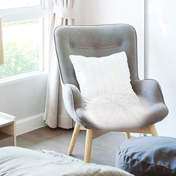 Mini Round Faux Fur Rug for Photography and Home Decor