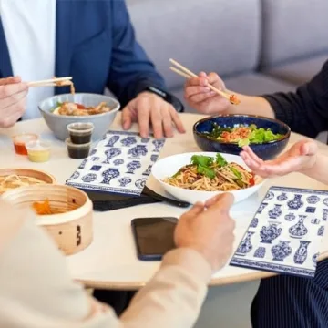 Geyoga 200 Pcs Chinoiserie Guest Napkins for Holidays