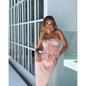 Trendy Y2K Two Piece Set with Lace Crop Camisole for Women