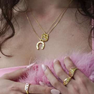 CASOLVX 18k Plated Gold Horseshoe Necklaces Lucky Horseshoe Necklace Delicate Gold Necklace Tiny Horseshoe Necklace Jewelry for Women, standard