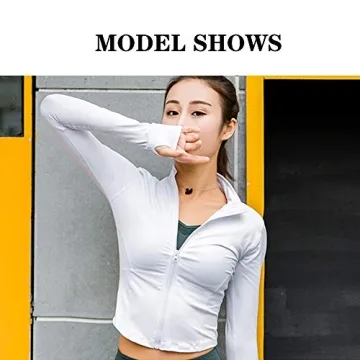 Lightweight Full Zip Workout Jacket for Active Women