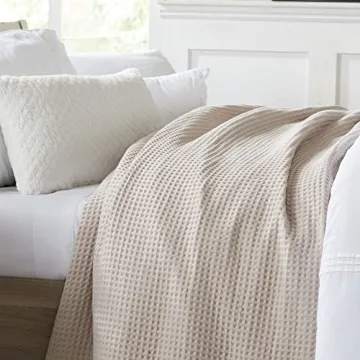 100% Cotton Waffle Weave Bed Blanket - Cozy and Lightweight