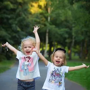 Stylish SANNYRA Heart Charm Bracelet for Women Online