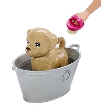 Barbie Play 'n Wash Pets Playset with 3 Color-Change Animals & 10 Toy Accessories, Blonde Fashion Doll with Blue Eyes