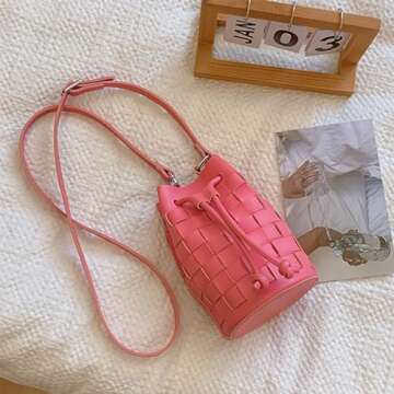 Extolove Bucket Purses for Women, Mini Leather Woven Bucket Bag Drawstring Purse Hobo Crossbody Bucket Handbags (Pink)