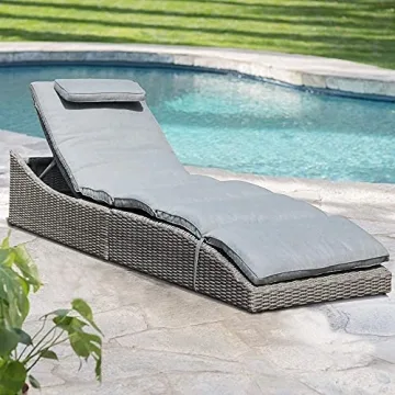 Soleil Jardin Adjustable Folding Outdoor Chaise Lounge