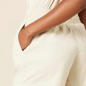 Amazon Essentials Women's Stretch Cotton Pull-on Mid Rise Relaxed-fit Short