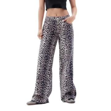 PacSun Women's Casey Leopard Low Rise Baggy Jeans - Stylish Comfort for Everyday Wear