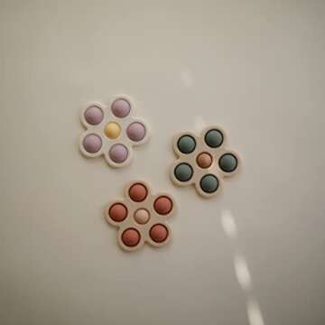 mushie Flower Press Toy (Soft Lilac/Daffodil/Ivory)